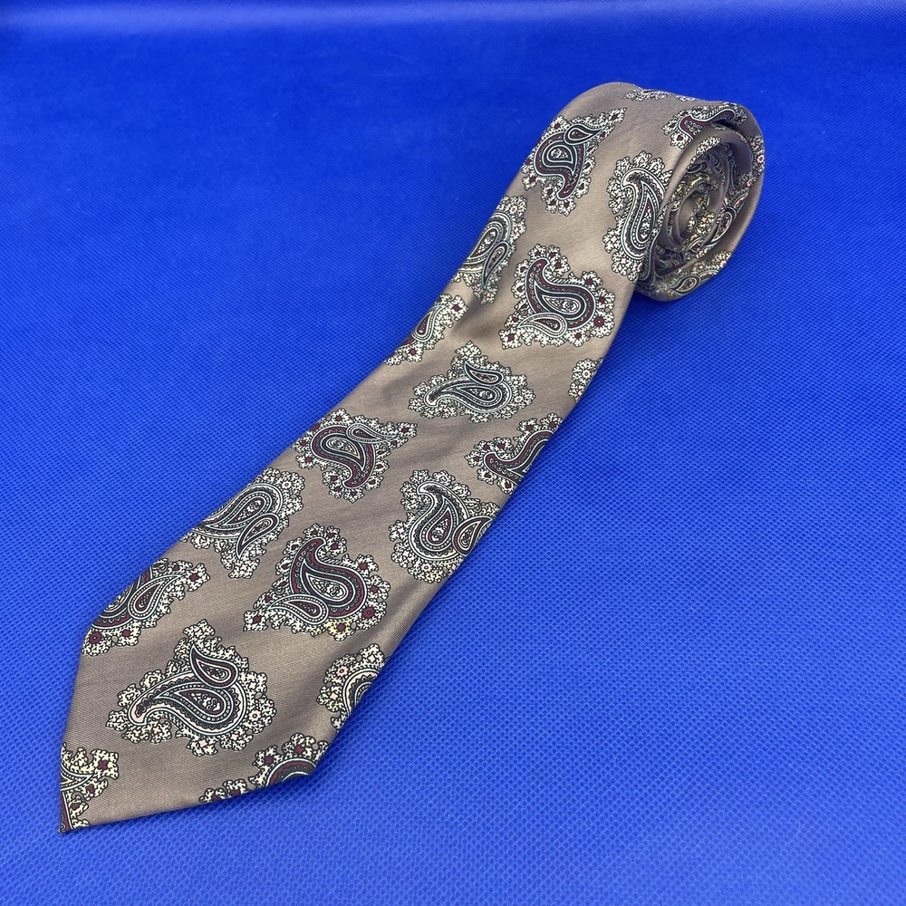 Vintage Italian All-Silk Hand-Made Tie Paisley 3"x59.5"